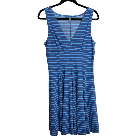 Peter Som V-Neck Fit & Flare Knee Length Dress EUC - Picture 2 of 4